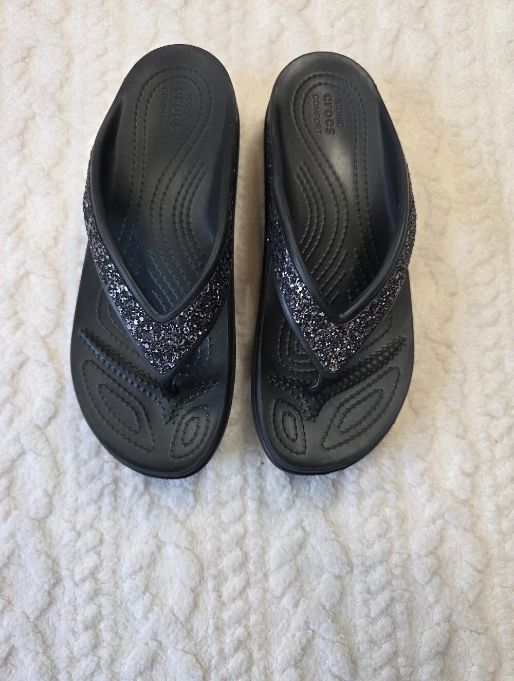 Crocs Black Glitter Flip Flops Women’s Size 9 Iconic Comfort